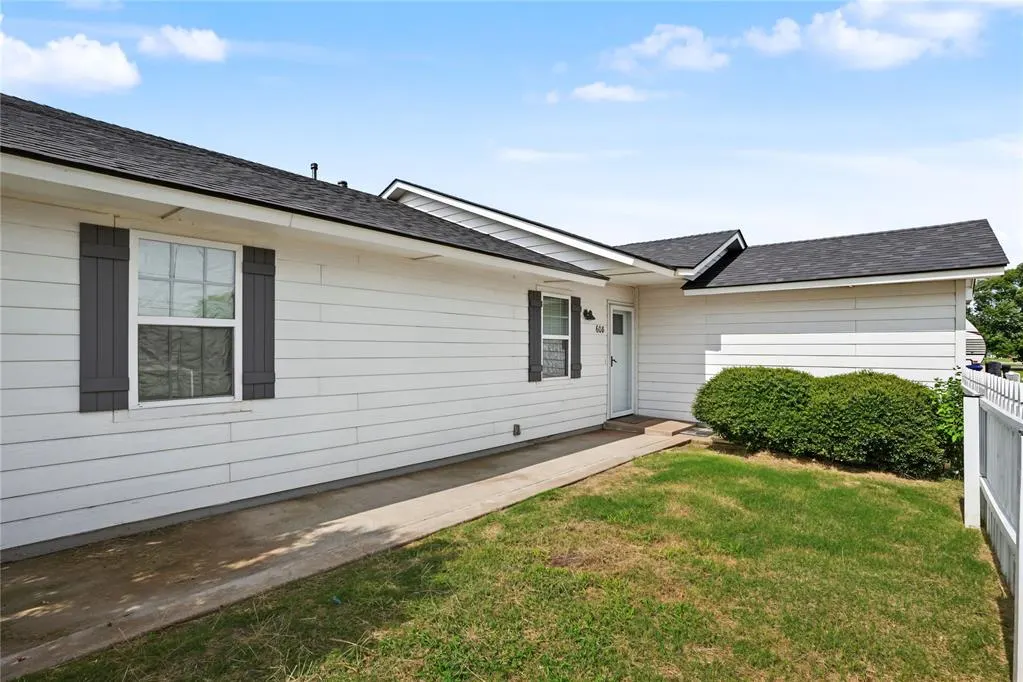 Photo 9 — 608 E Warren Road, Blair, OK 73526