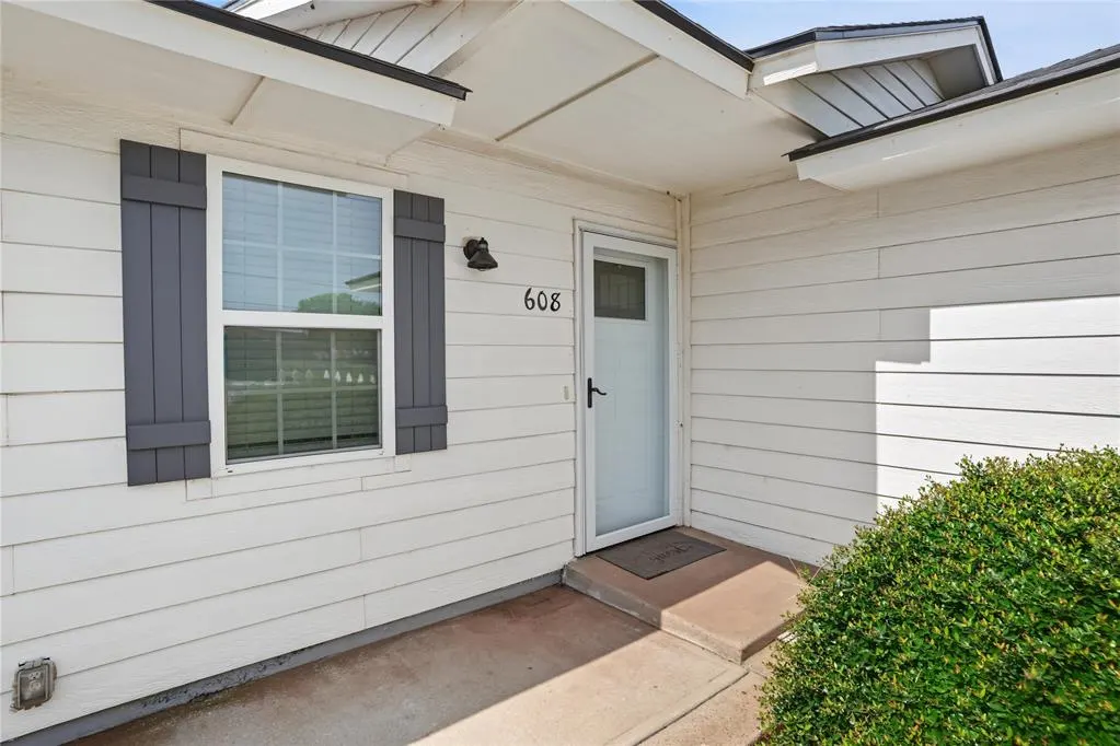 Photo 11 — 608 E Warren Road, Blair, OK 73526