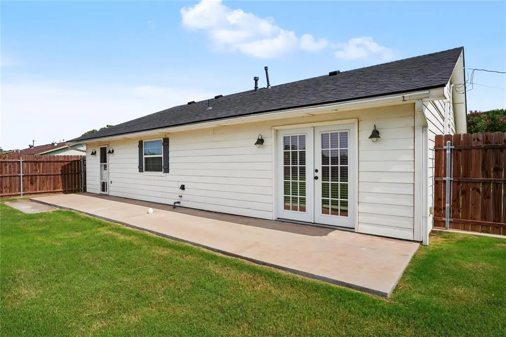 Photo 34 — 608 E Warren Road, Blair, OK 73526
