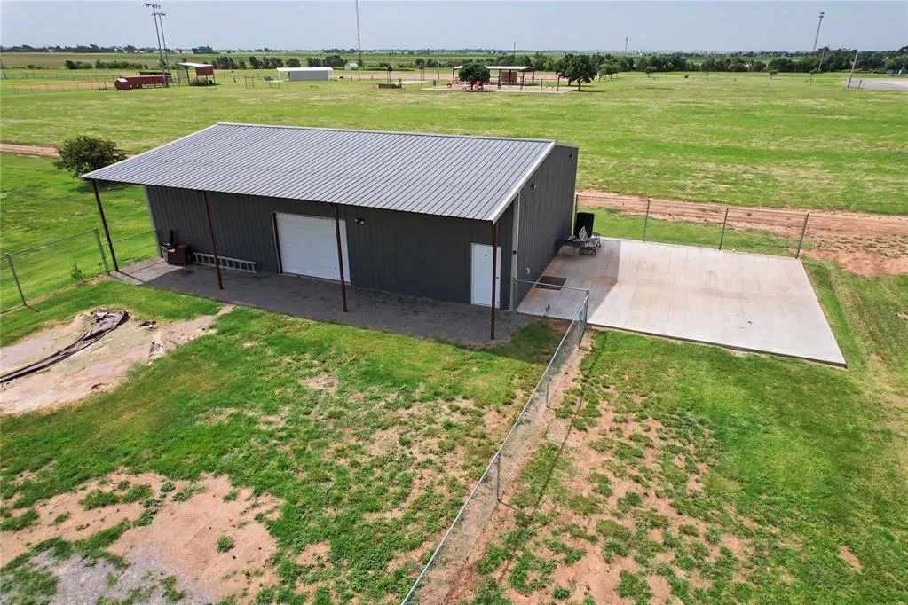 Photo 40 — 608 E Warren Road, Blair, OK 73526