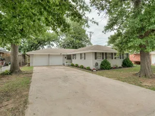 Sold home at 7013 NW 28th Street