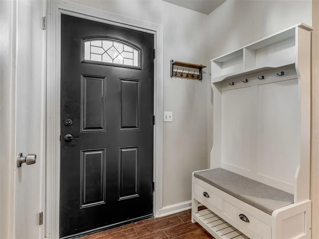 Photo 4 — 7013 NW 28th Street, Bethany, OK 73008