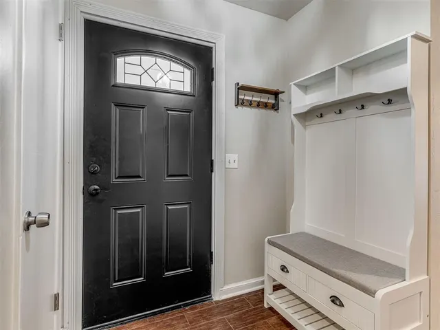 Photo 4 — 7013 NW 28th Street, Bethany, OK 73008