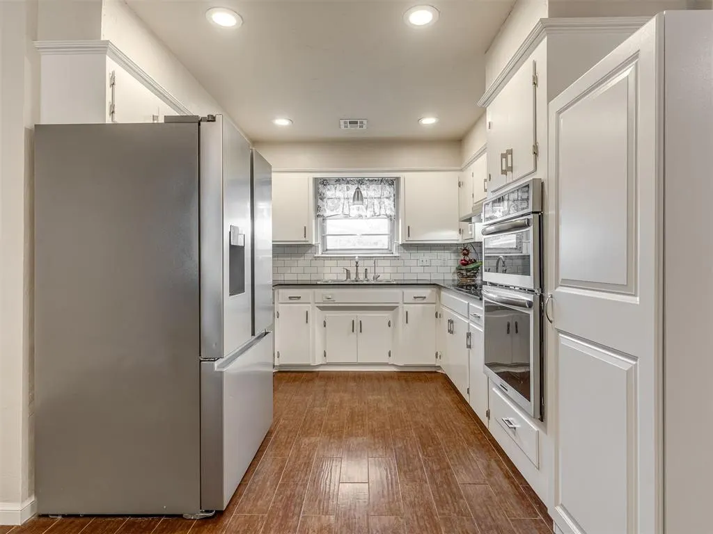 Photo 7 — 7013 NW 28th Street, Bethany, OK 73008