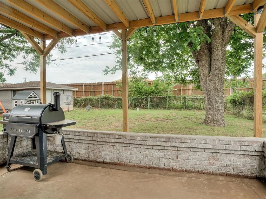 Photo 17 — 7013 NW 28th Street, Bethany, OK 73008