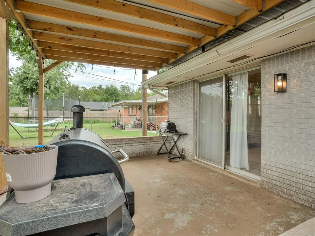 Photo 18 — 7013 NW 28th Street, Bethany, OK 73008