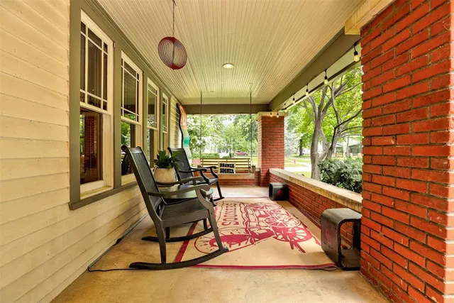 Photo 3 — 804 S Lahoma, Norman, OK 73069