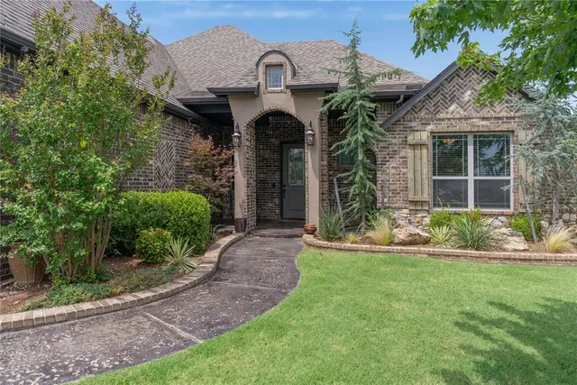 Photo 5 — 5813 Shiloh Boulevard, Oklahoma City, OK 73179