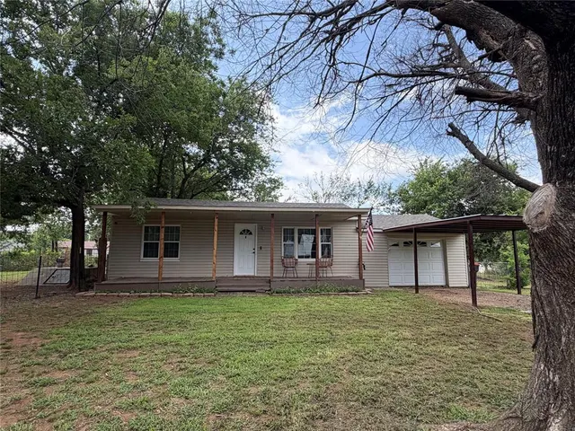 Front exterior — 524 Georgia Street, Jones, OK 73049