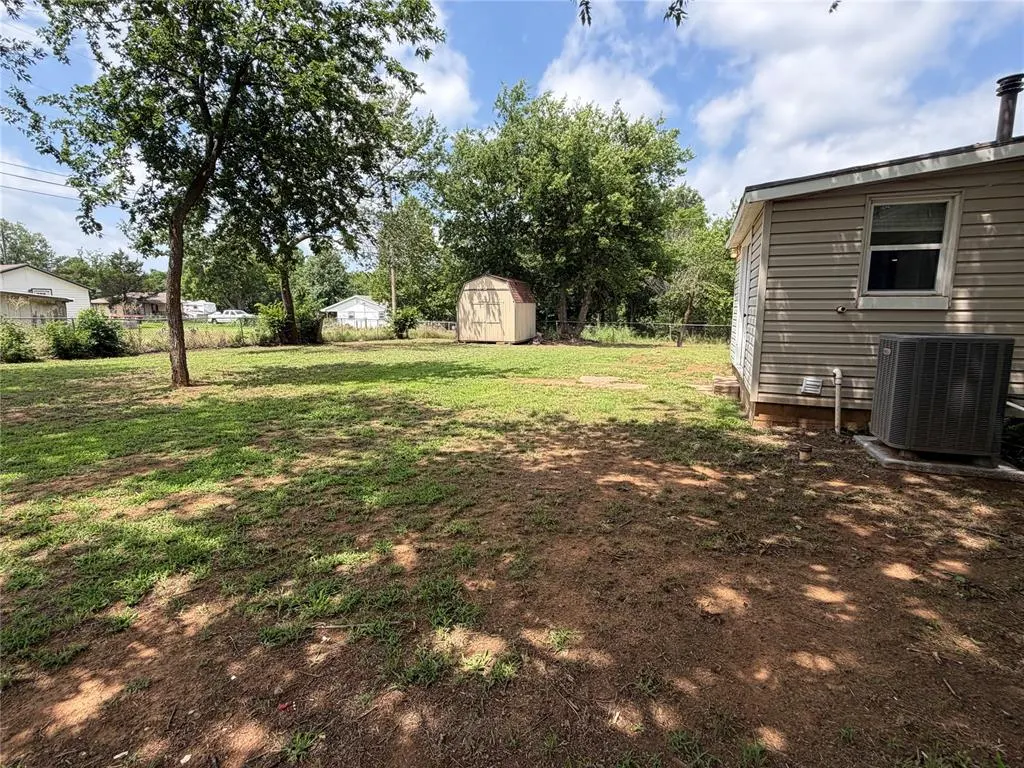 Photo 19 — 524 Georgia Street, Jones, OK 73049