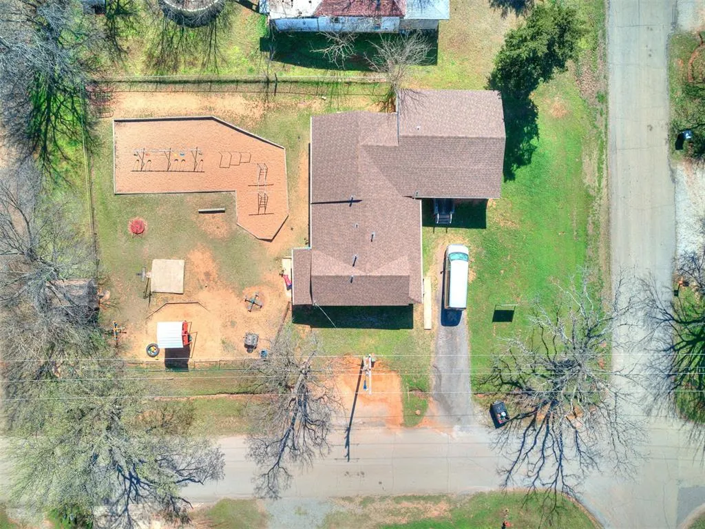 Photo 45 — 602 Dogwood Avenue, Wellston, OK 74881