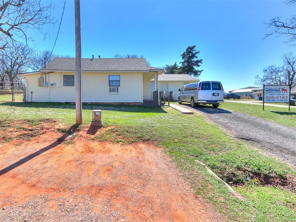 Photo 49 — 602 Dogwood Avenue, Wellston, OK 74881