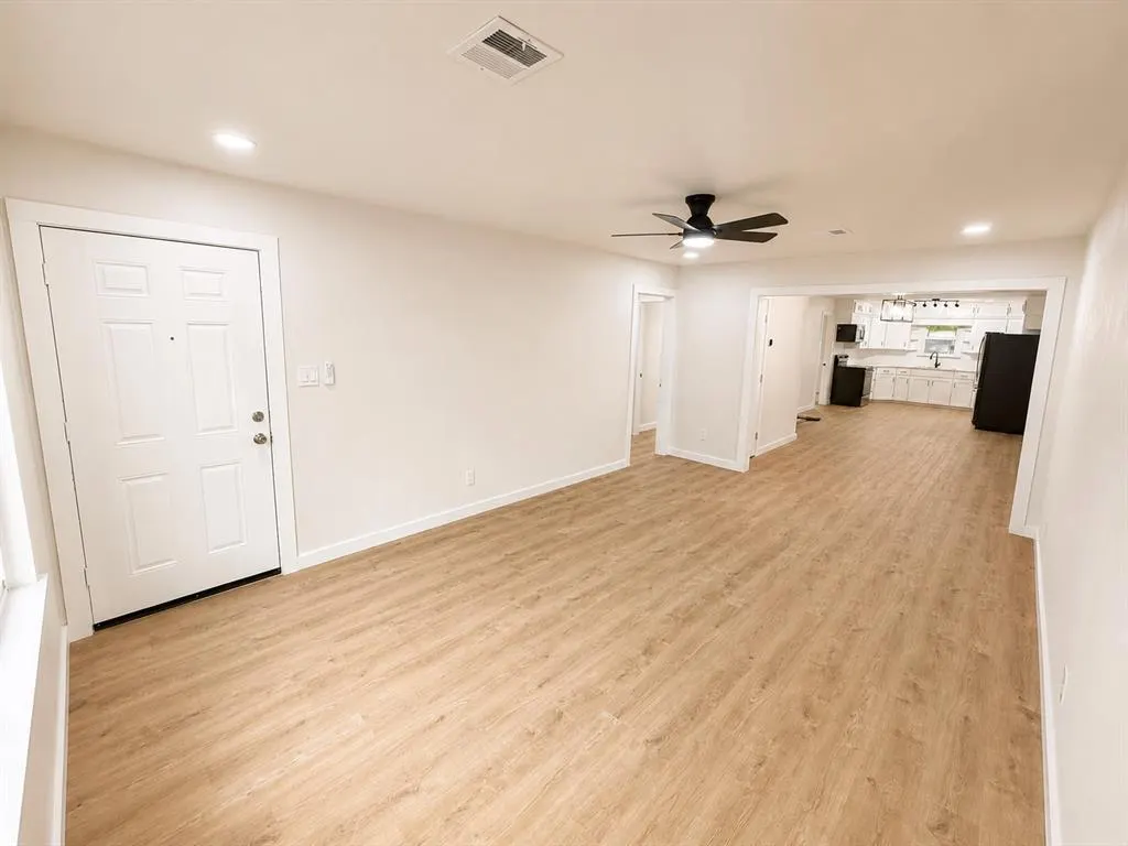 Photo 3 — 3037 NW 35th Street, Oklahoma City, OK 73112