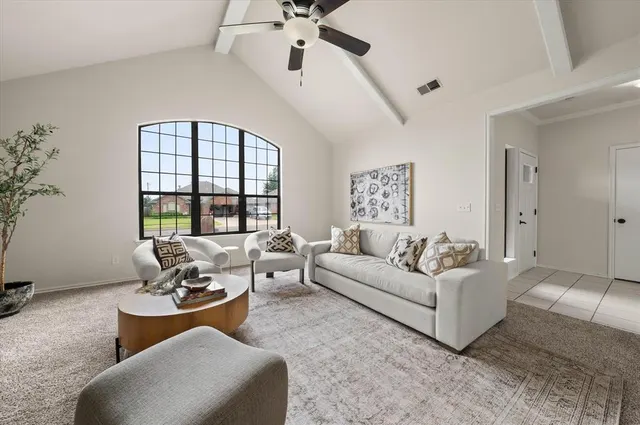 Photo 7 — 725 NE 20th Street, Moore, OK 73160