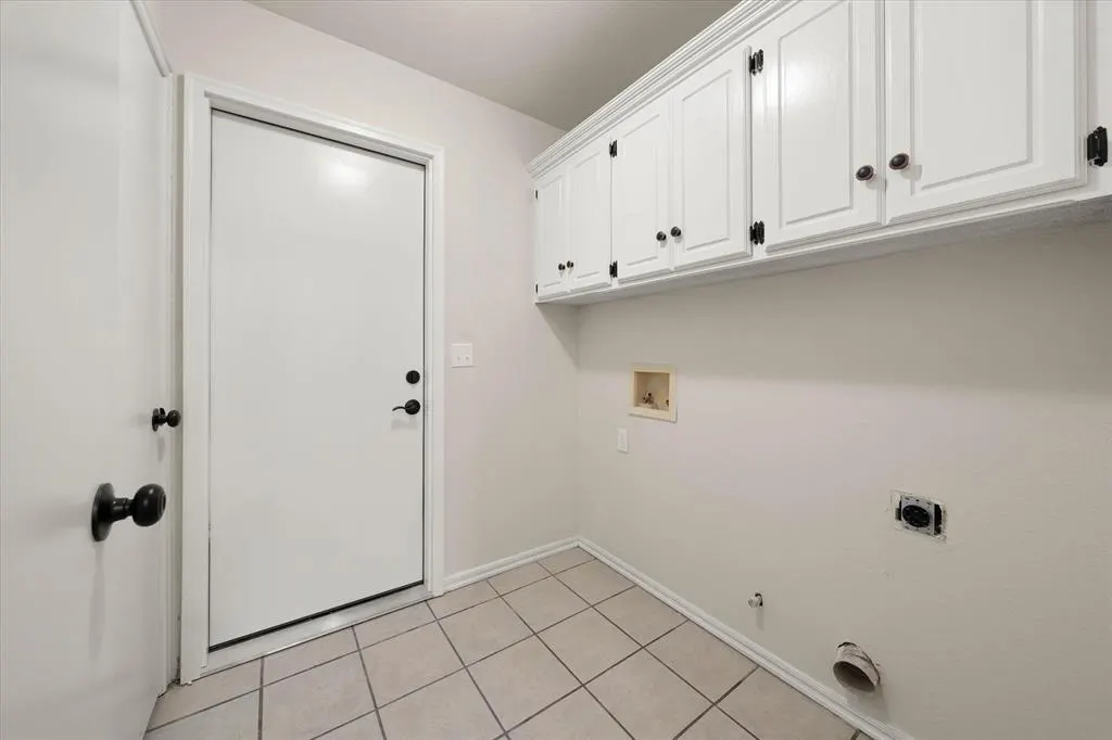 Photo 27 — 725 NE 20th Street, Moore, OK 73160