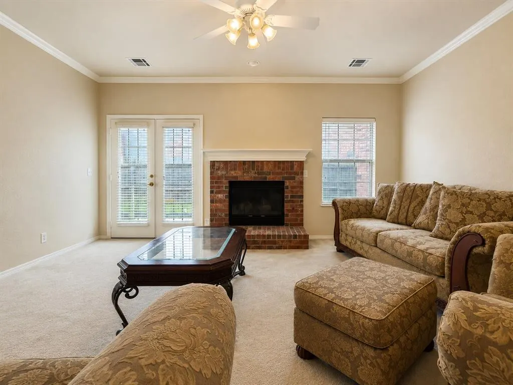 Photo 3 — 4414 NW 32nd Place, Oklahoma City, OK 73112