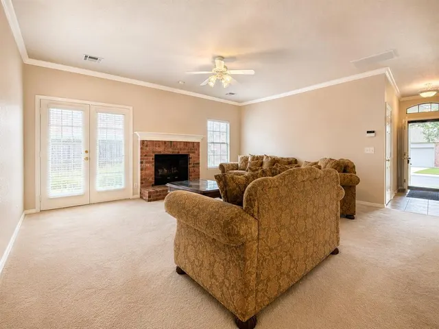 Photo 4 — 4414 NW 32nd Place, Oklahoma City, OK 73112