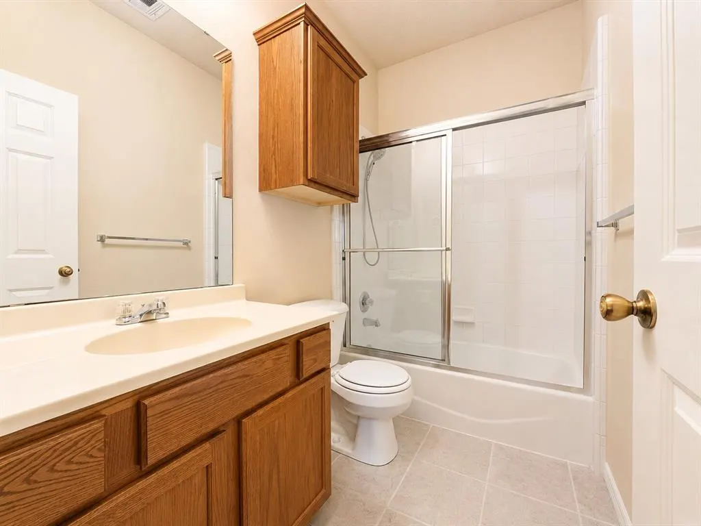 Photo 10 — 4414 NW 32nd Place, Oklahoma City, OK 73112