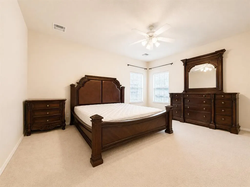 Photo 11 — 4414 NW 32nd Place, Oklahoma City, OK 73112