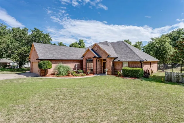 Photo 3 — 17441 Kenneth Lane, Choctaw, OK 73020