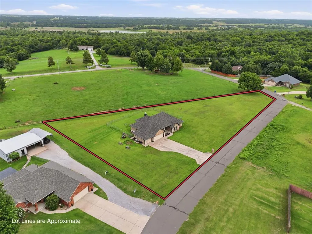 Photo 28 — 1903 Riveria Drive, Tuttle, OK 73089