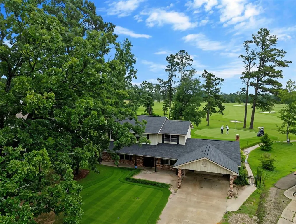 Photo 2 — 207 Stafford Lane, Idabel, OK 74745