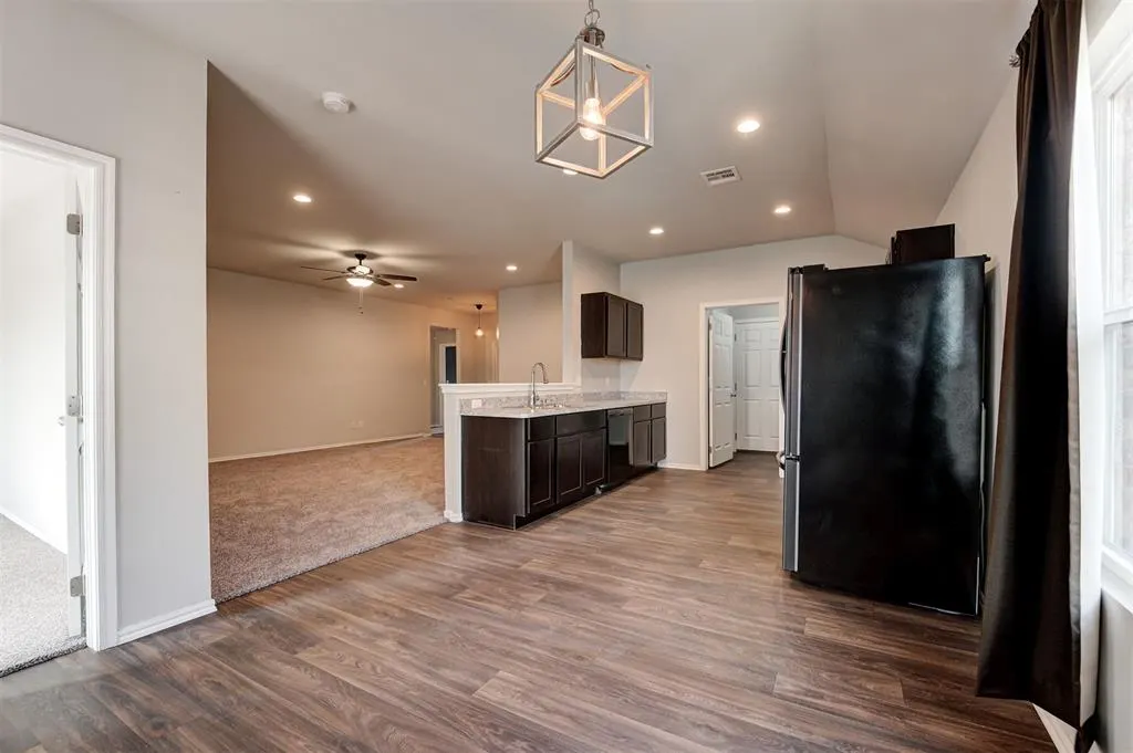 Photo 18 — 912 Klare Lane, Midwest City, OK 73130