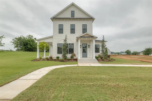 Photo 2 — 29706 E Ridge Road, Norman, OK 73072