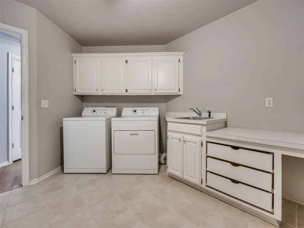 Photo 17 — 969 Pinebrooke Court, Norman, OK 73072