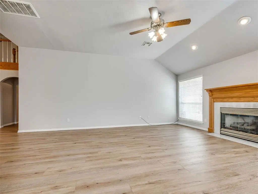 Photo 9 — 969 Pinebrooke Court, Norman, OK 73072