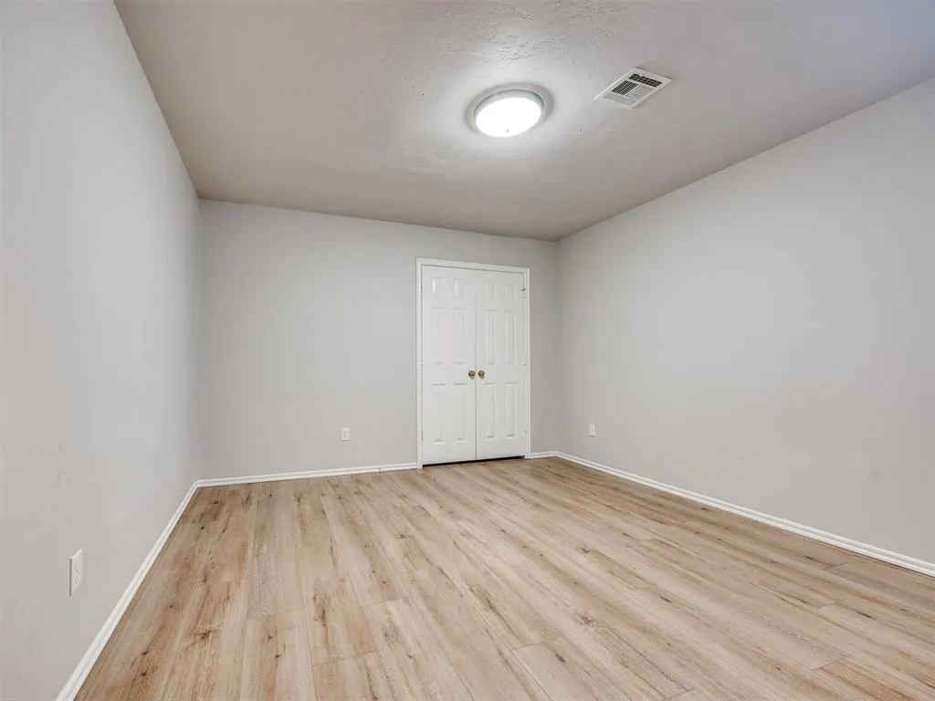 Photo 21 — 969 Pinebrooke Court, Norman, OK 73072