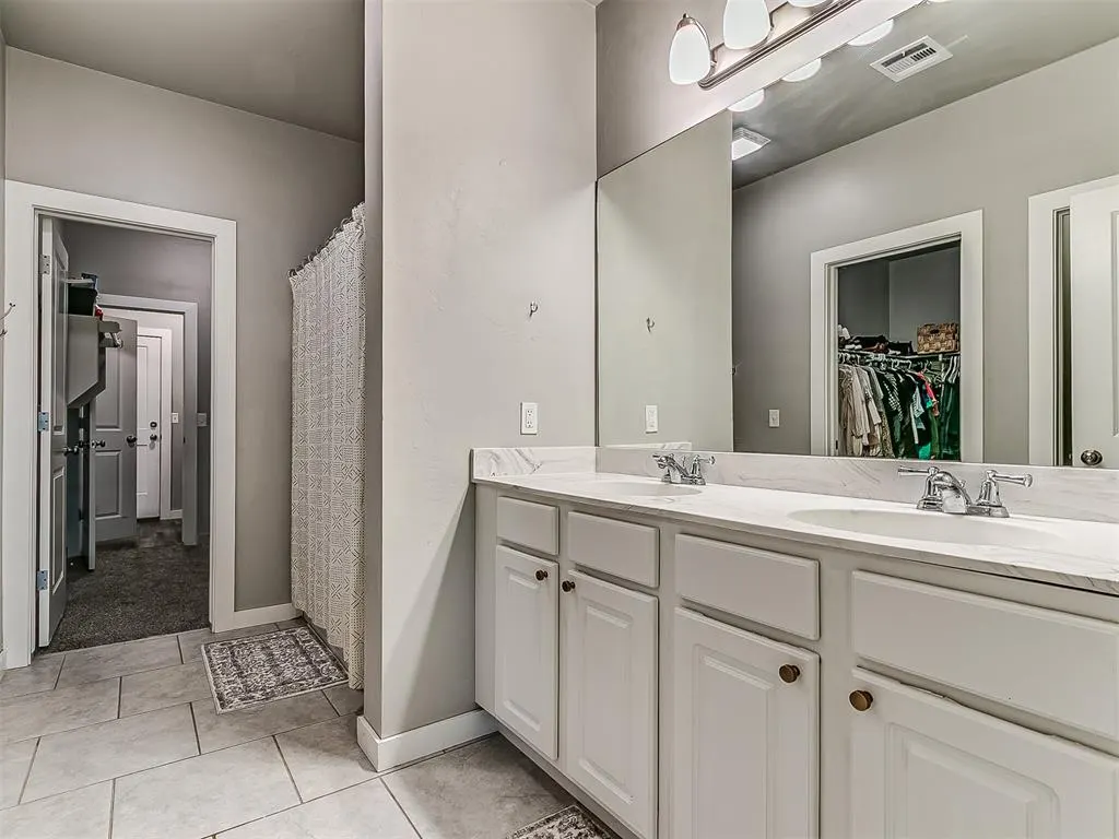 Photo 31 — 14750 Meadow Ridge Lane, Edmond, OK 73025
