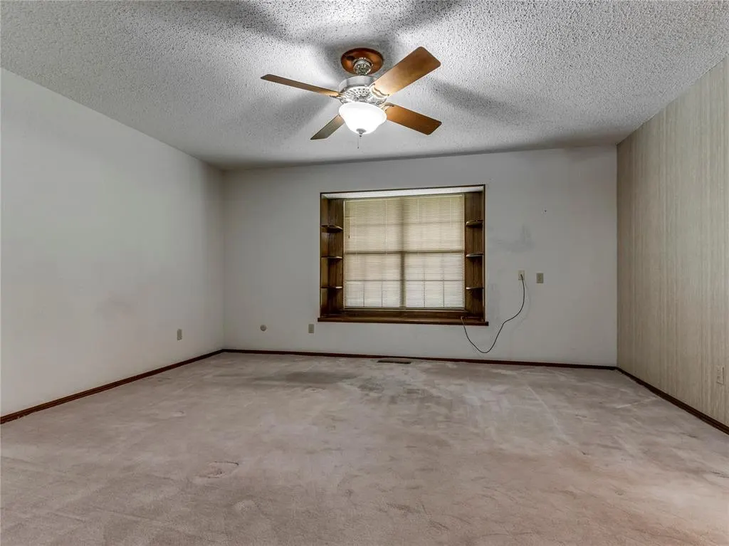 Photo 14 — 404 Cedar Bend Drive, Midwest City, OK 73130