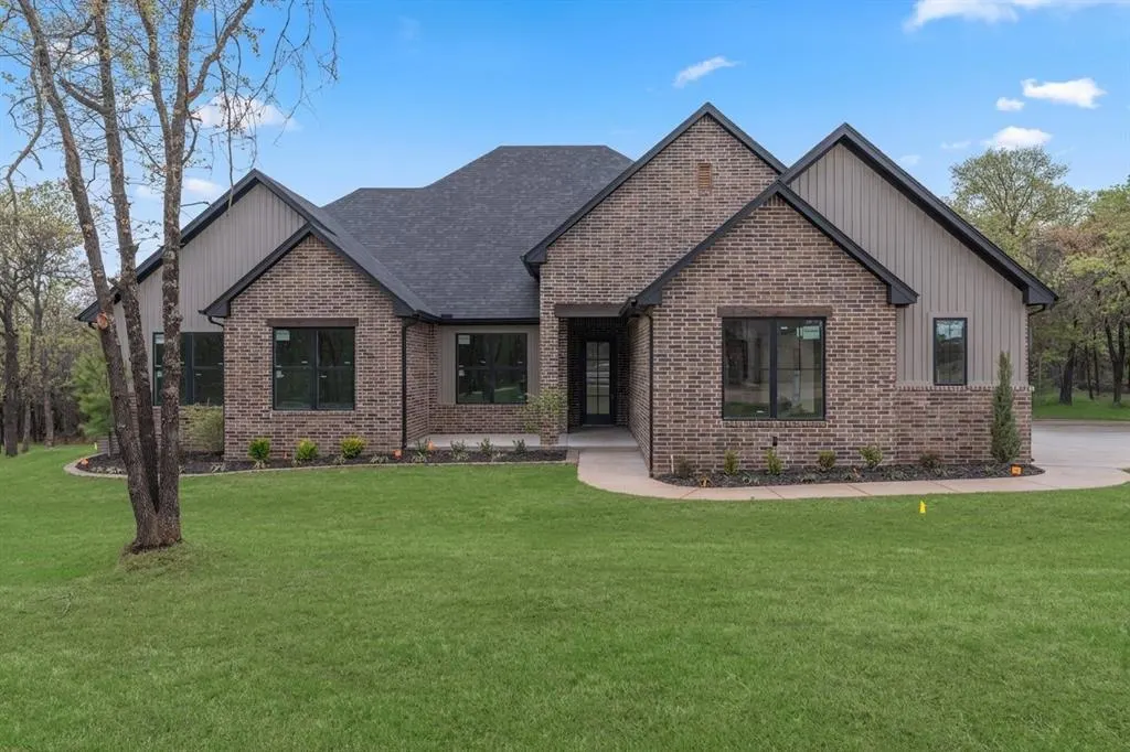 Photo 5 — 8020 Sacred Forest, Arcadia, OK 73007