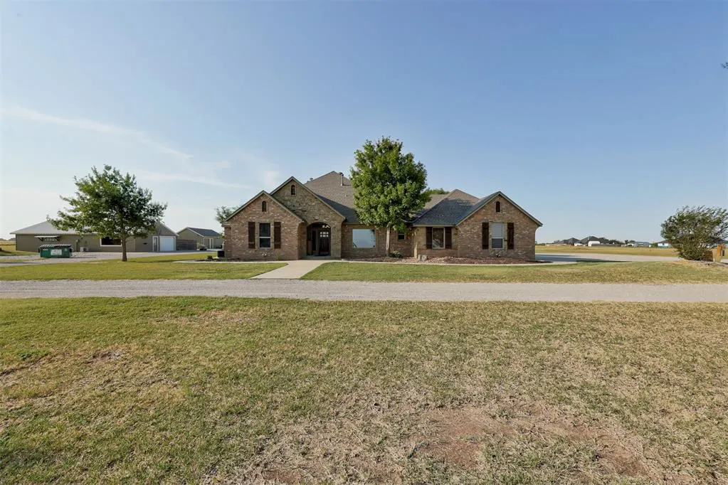 Photo 2 — 17100 SW 15th Street, El Reno, OK 73036