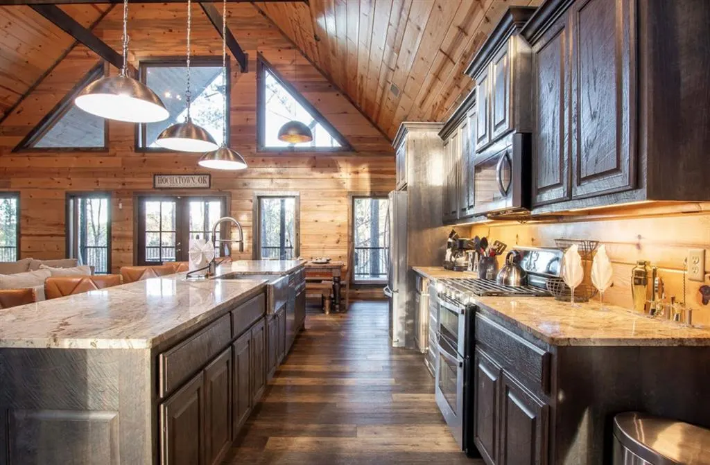 Photo 10 — 706 Red Berry Trail, Broken Bow, OK 74728