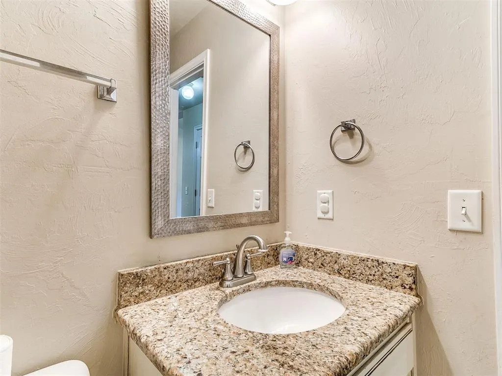 Photo 23 — 18100 Calle Way, Edmond, OK 73012