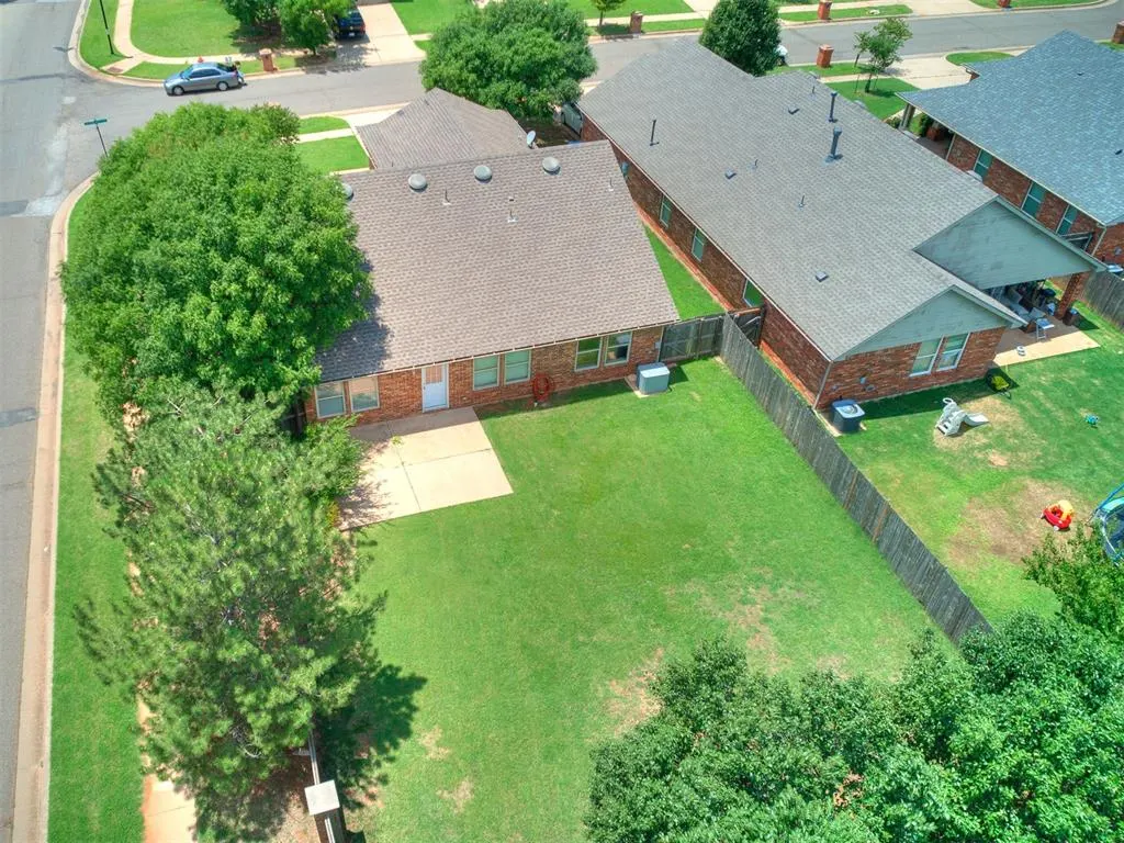 Photo 42 — 18100 Calle Way, Edmond, OK 73012