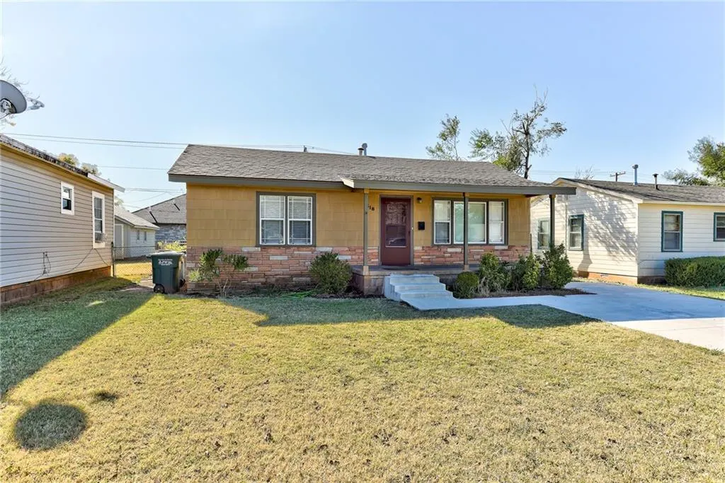 Photo 5 — 518 W 2nd Street, Edmond, OK 73003