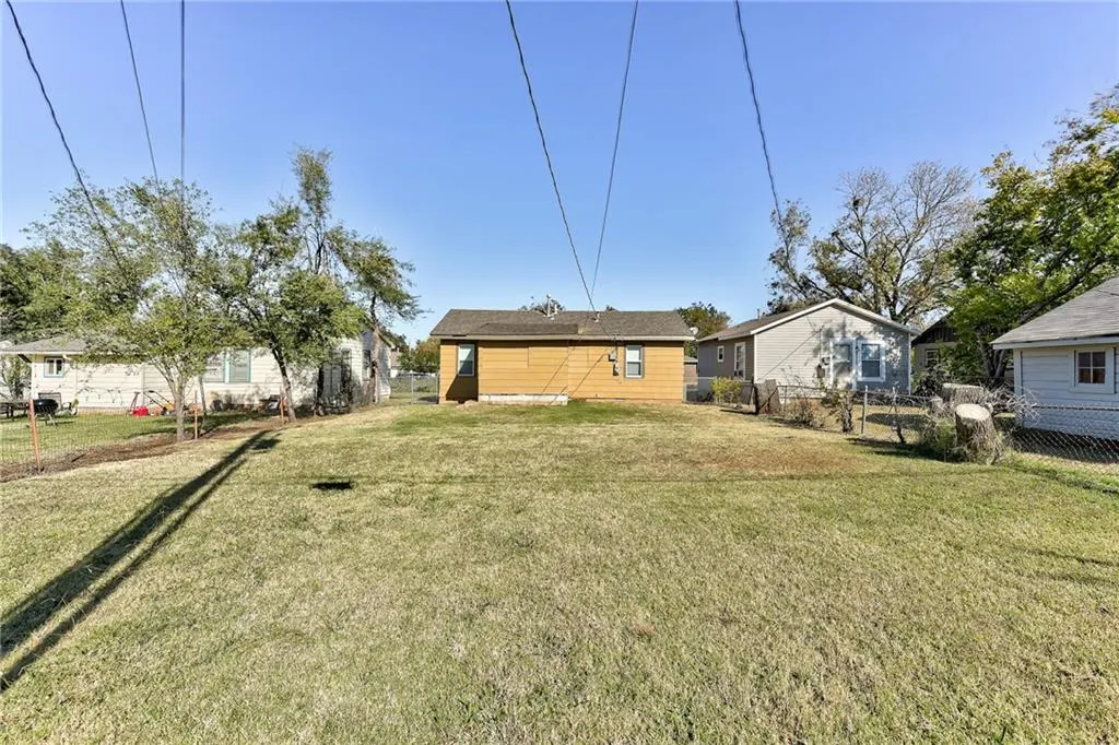Photo 32 — 518 W 2nd Street, Edmond, OK 73003