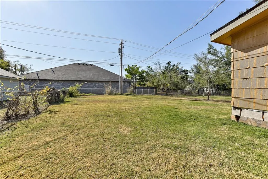 Photo 35 — 518 W 2nd Street, Edmond, OK 73003