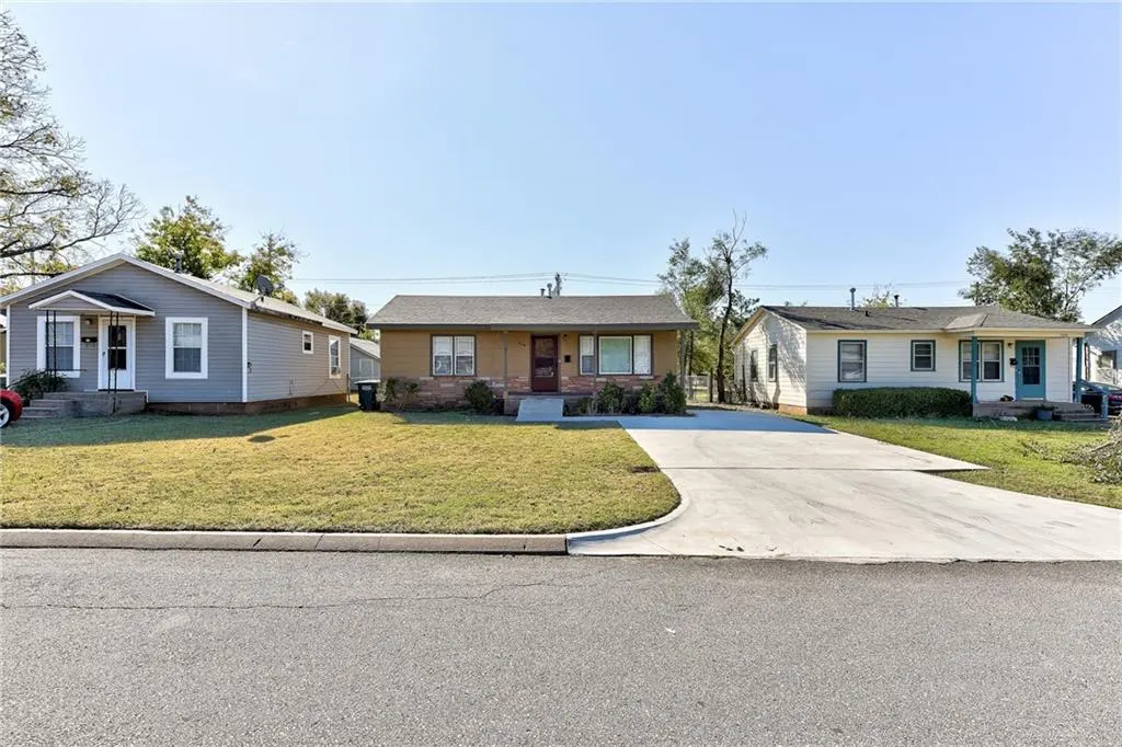Photo 2 — 518 W 2nd Street, Edmond, OK 73003
