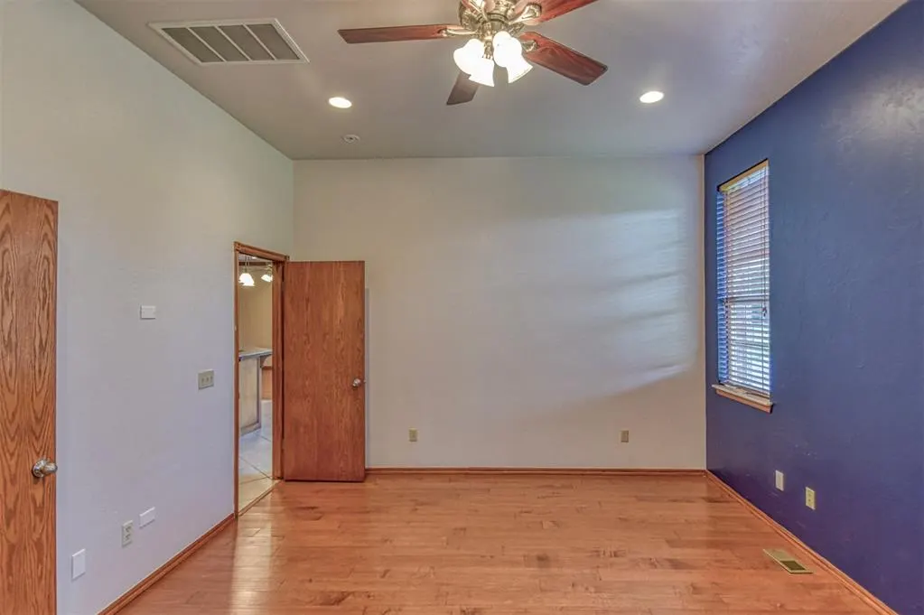 Photo 16 — 3853 Deer Brook Trail, Piedmont, OK 73078