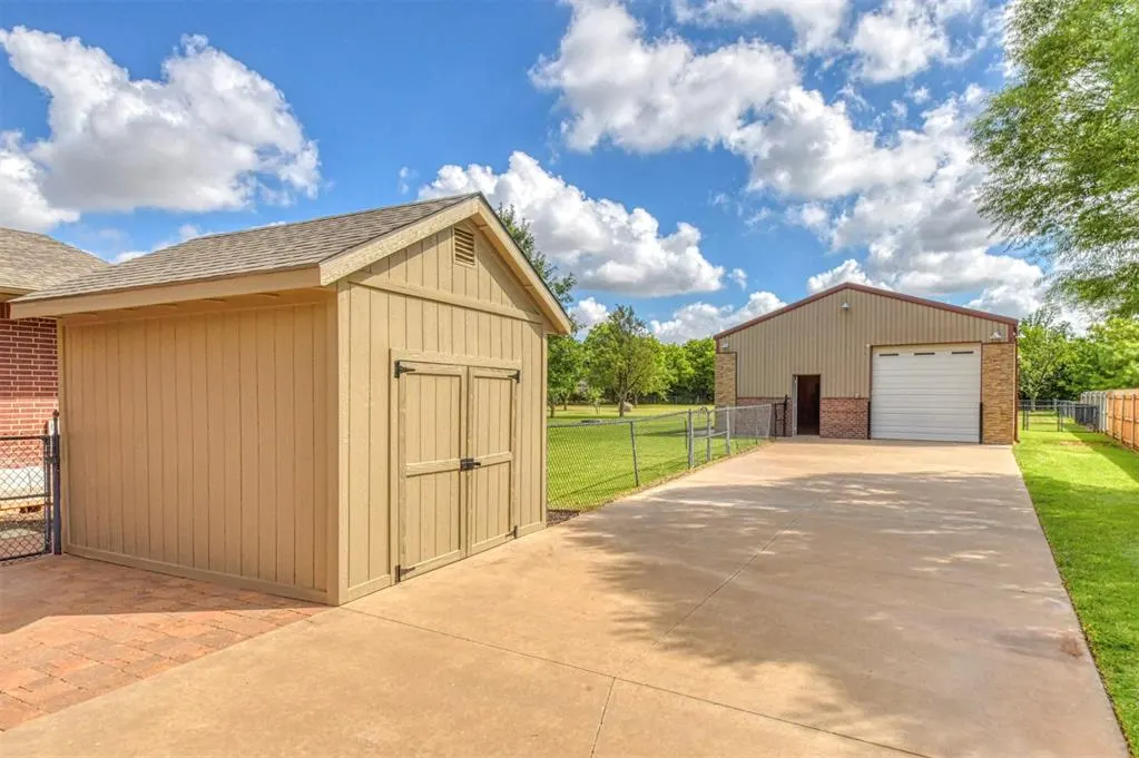 Photo 32 — 3853 Deer Brook Trail, Piedmont, OK 73078
