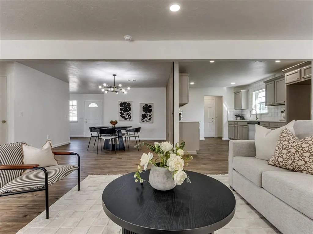 Photo 9 — 6724 Cherry Place, Oklahoma City, OK 73127