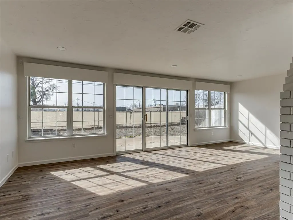 Photo 16 — 6724 Cherry Place, Oklahoma City, OK 73127