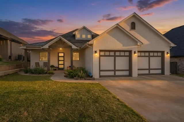 Photo 2 — 3612 Vintage Drive, Norman, OK 73069