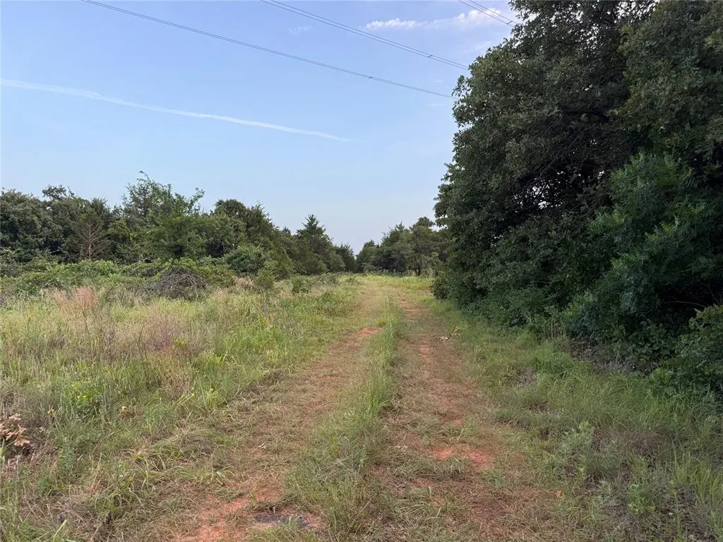 Photo 7 — 8000 Wister Lane, Oklahoma City, OK 73150