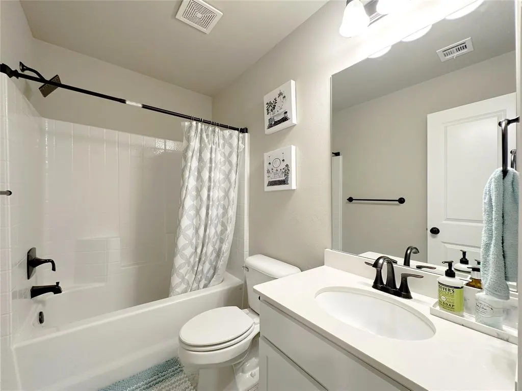 Photo 25 — 3813 Central Park Drive, Moore, OK 73160
