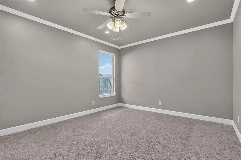 Photo 16 — 3032 Drake Crest Drive, Edmond, OK 73034